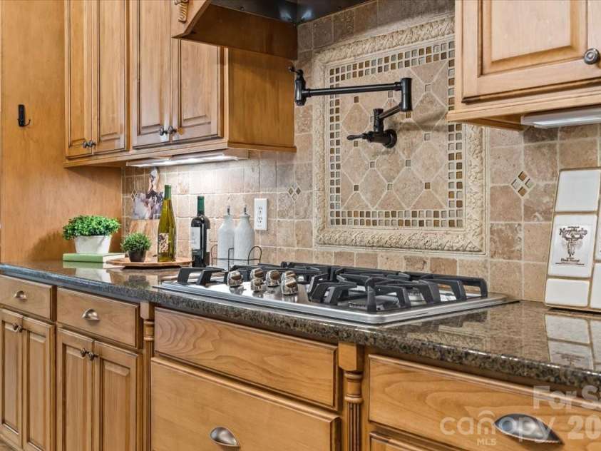 7832 Chapel Creek Drive, Denver, NC 28037.  MLS# CAR4416487, YatesRealty ID 18300. 