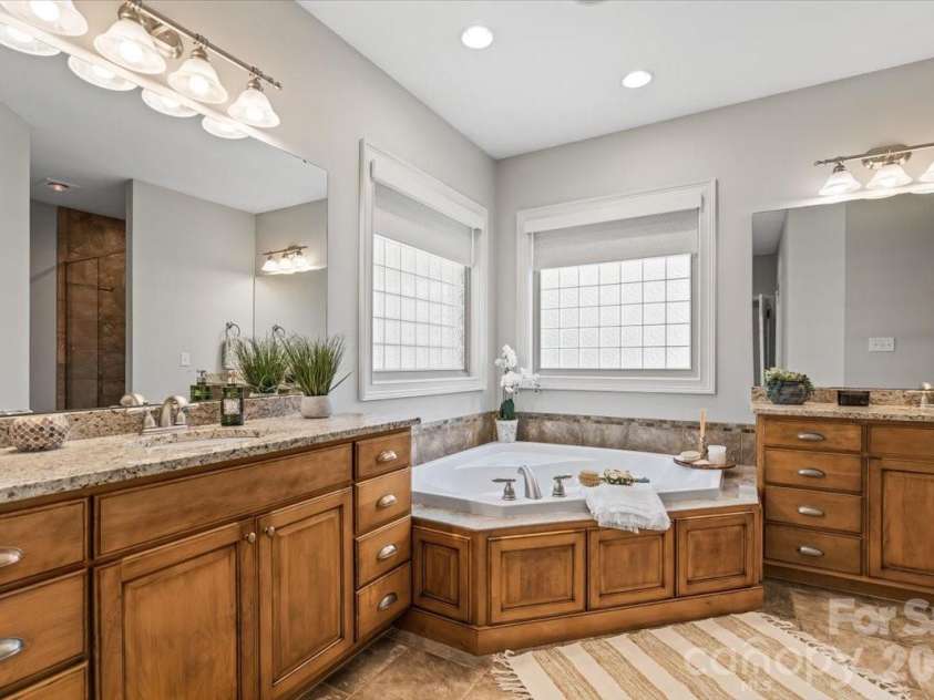 7832 Chapel Creek Drive, Denver, NC 28037.  MLS# CAR4416487, YatesRealty ID 18300. 