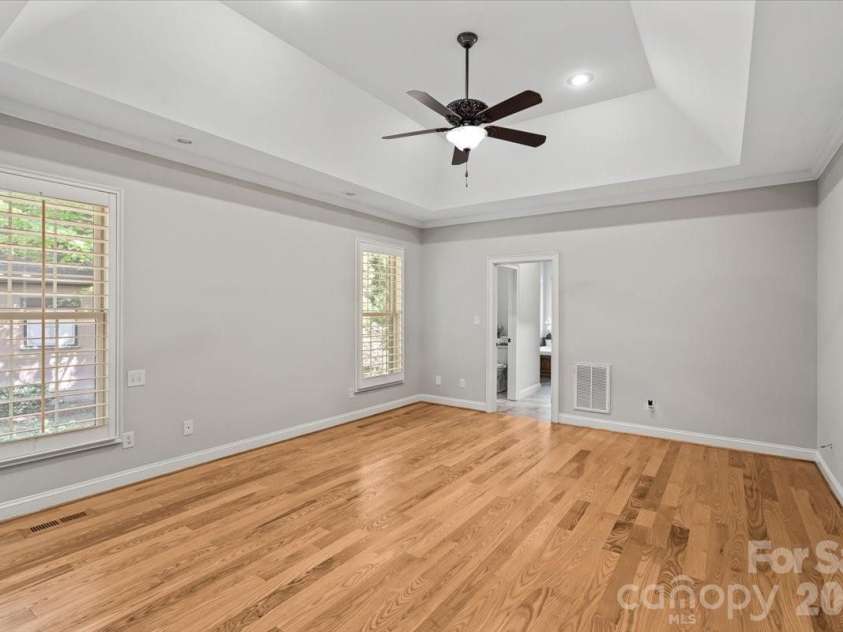 7832 Chapel Creek Drive, Denver, NC 28037.  MLS# CAR4416487, YatesRealty ID 18300. Primary Suite