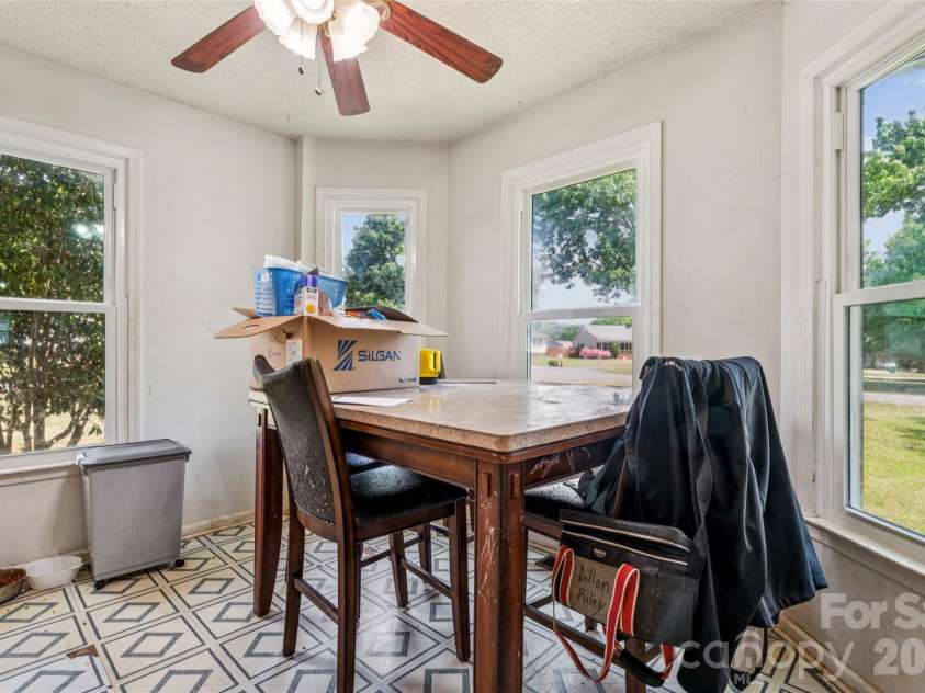 120 Chapel Court, Salisbury, NC 28147.  MLS# CAR4373282, YatesRealty ID 18301. 