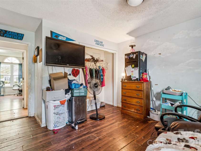 120 Chapel Court, Salisbury, NC 28147.  MLS# CAR4373282, YatesRealty ID 18301. 