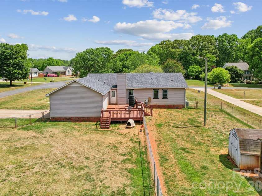 120 Chapel Court, Salisbury, NC 28147.  MLS# CAR4373282, YatesRealty ID 18301. 