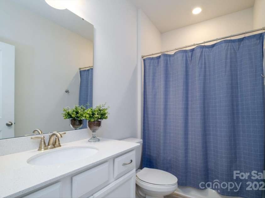 7036 Heron Rookery Way, Charlotte, NC 28214.  MLS# CAR4242696, YatesRealty ID 18301. 