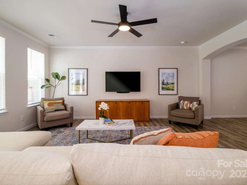 7036 Heron Rookery Way, Charlotte, NC 28214.  MLS# CAR4242696, YatesRealty ID 18301. 