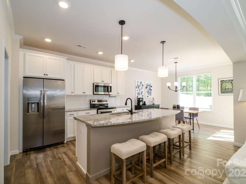 7036 Heron Rookery Way, Charlotte, NC 28214.  MLS# CAR4242696, YatesRealty ID 18301. 