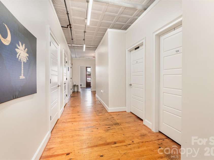 101 Main Street, Union, SC 29379.  MLS# CAR4314039, YatesRealty ID 18302. 