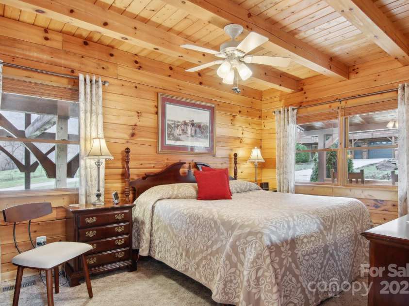 20 Contentment Place, Maggie Valley, NC 28751.  MLS# CAR4222047, YatesRealty ID 18304. 