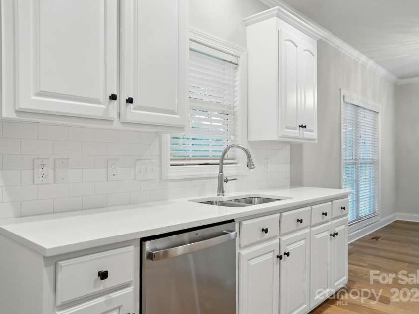 116 Eve Ash Lane, Mooresville, NC 28115.  MLS# CAR4266612, YatesRealty ID 18306. 