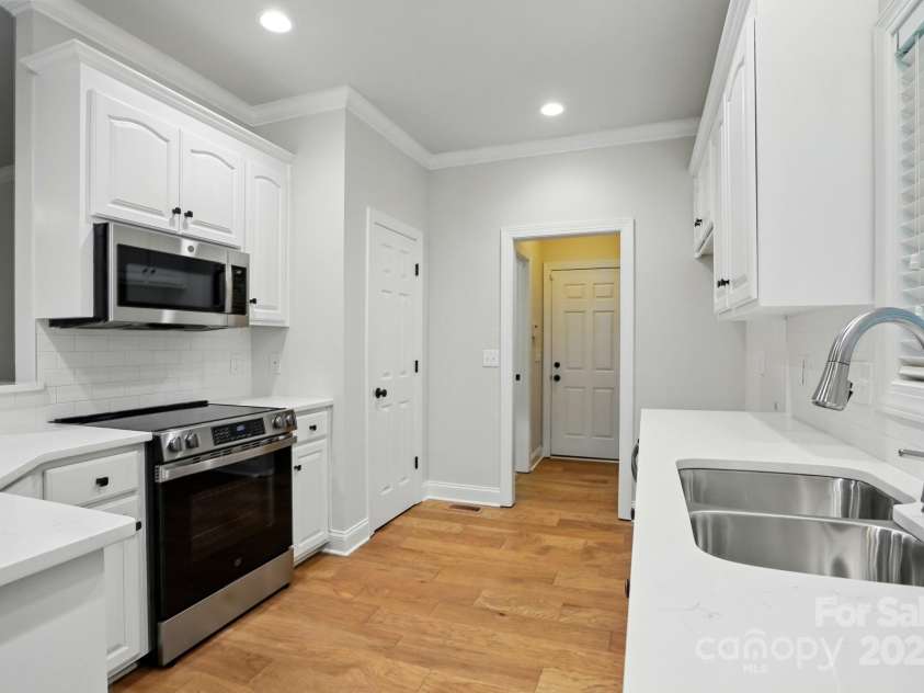 116 Eve Ash Lane, Mooresville, NC 28115.  MLS# CAR4266612, YatesRealty ID 18306. 