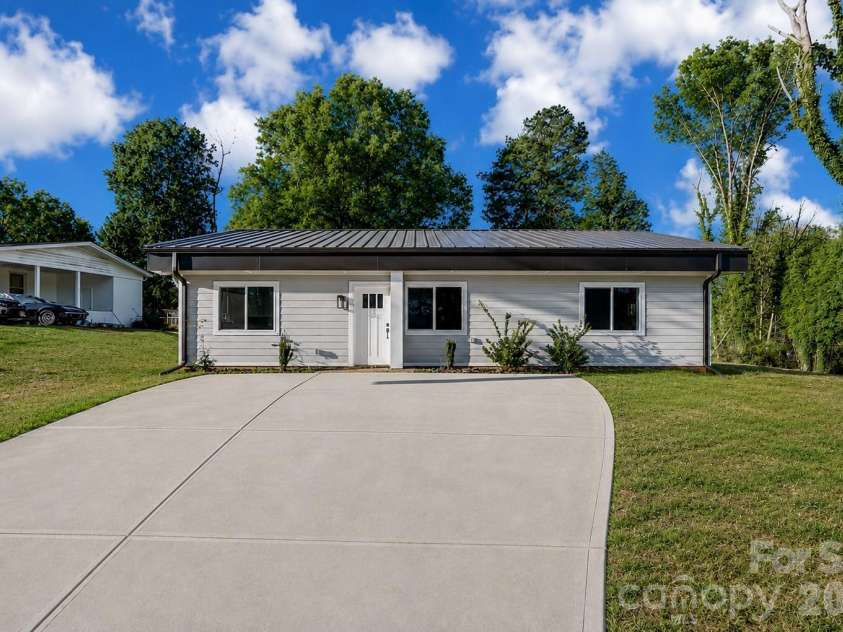 1410 Deborah Circle, Shelby, NC 28150.  MLS# CAR4207250, YatesRealty ID 18308. 