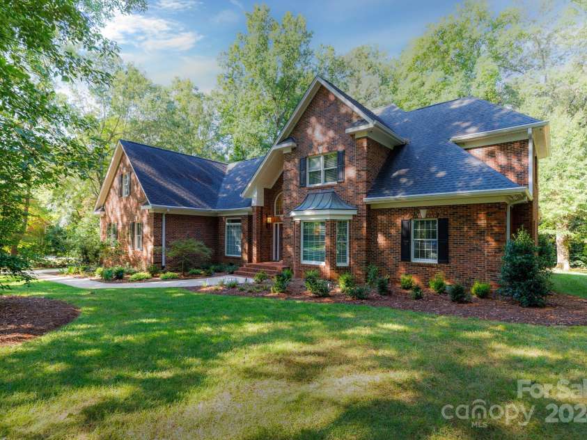 1561 Cureton Court, Rock Hill, SC 29732.  MLS# CAR4198678, YatesRealty ID 1831. 