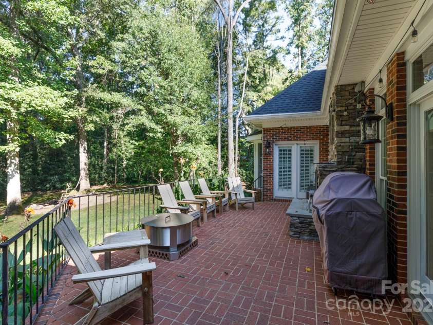 1561 Cureton Court, Rock Hill, SC 29732.  MLS# CAR4198678, YatesRealty ID 1831. 