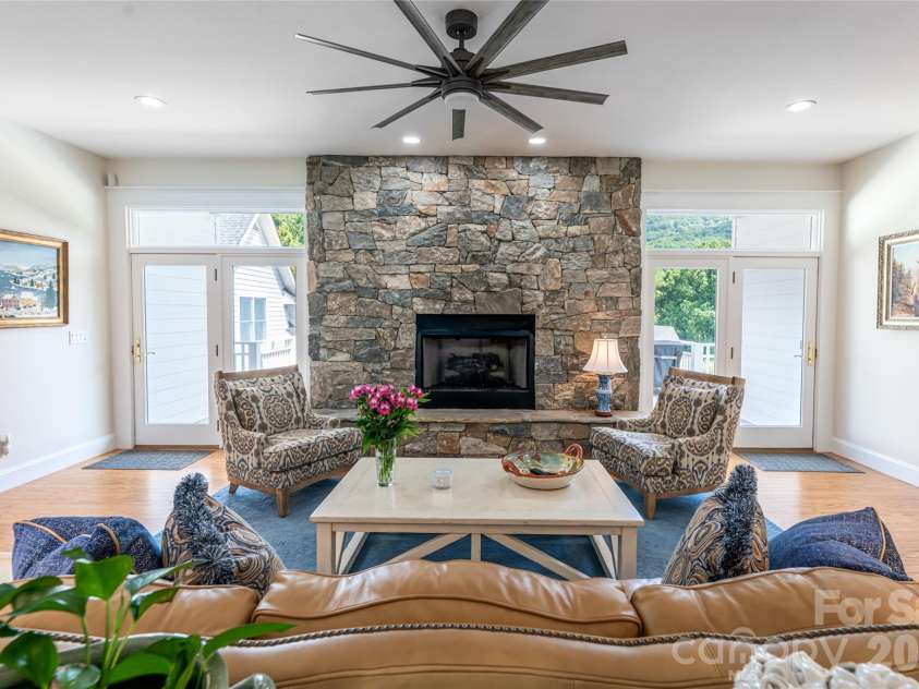 208 Parrish Farm Road, Waynesville, NC 28786.  MLS# CAR4301436, YatesRealty ID 1831. 
