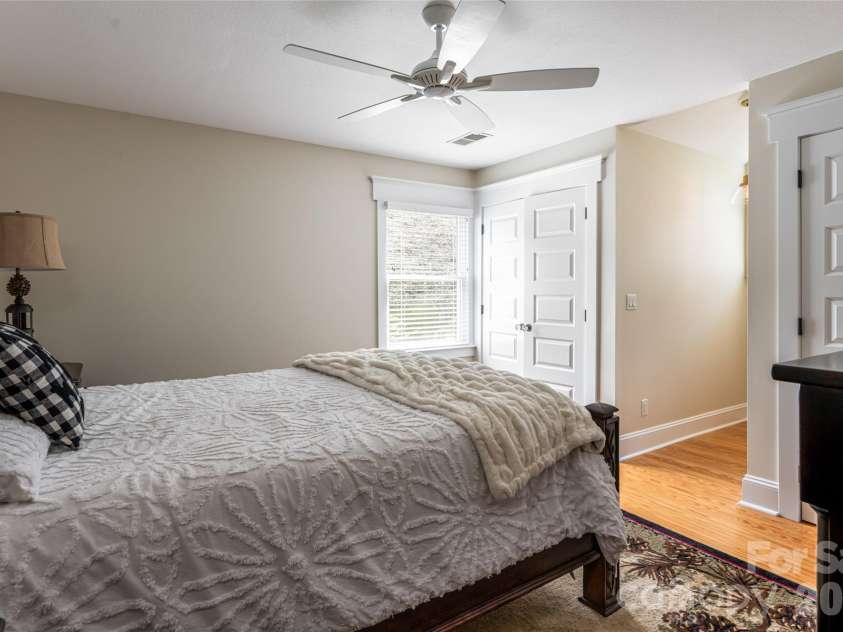 208 Parrish Farm Road, Waynesville, NC 28786.  MLS# CAR4301436, YatesRealty ID 1831. 