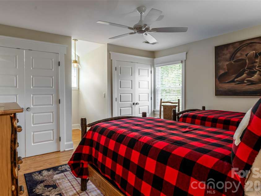 208 Parrish Farm Road, Waynesville, NC 28786.  MLS# CAR4301436, YatesRealty ID 1831. 