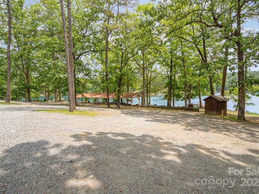 1102 Lake Montonia Road, Kings Mountain, NC 28086.  MLS# CAR4263935, YatesRealty ID 18310. 