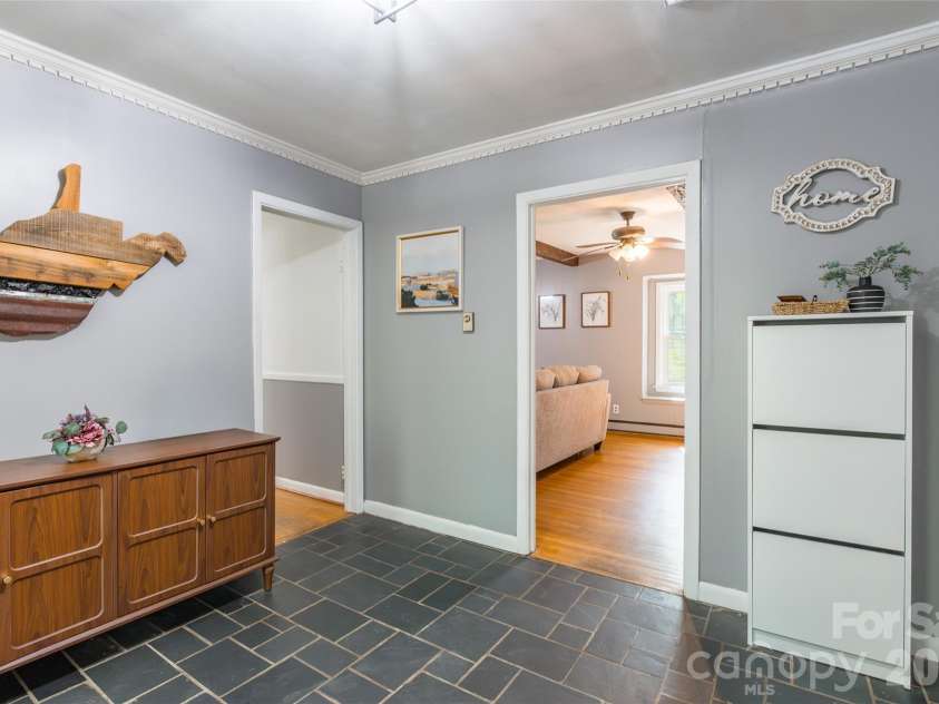 513 Mountainbrook Road, Lancaster, SC 29720.  MLS# CAR4374227, YatesRealty ID 18310. 