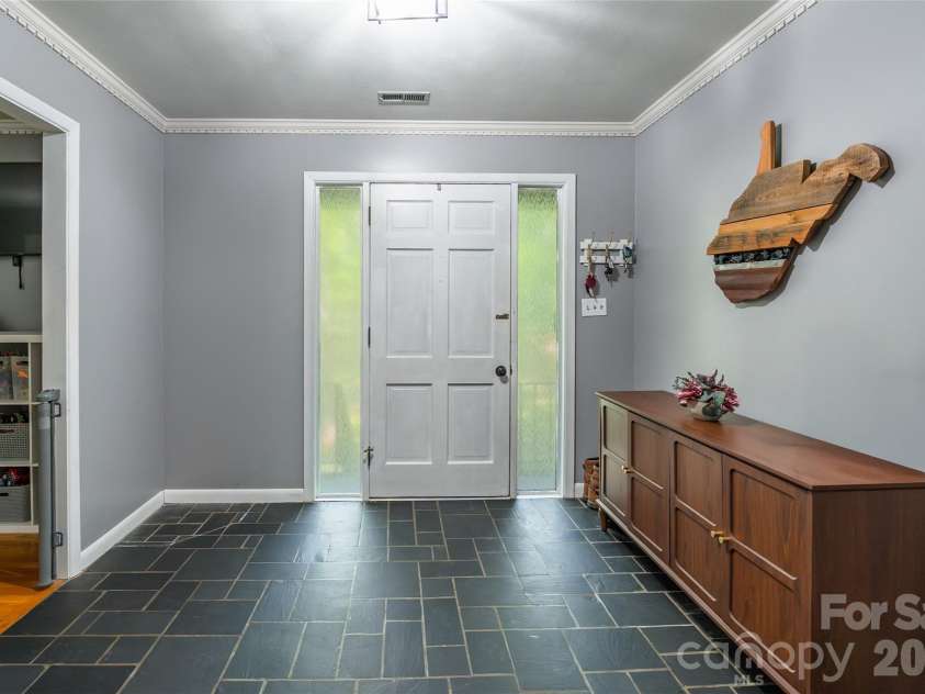 513 Mountainbrook Road, Lancaster, SC 29720.  MLS# CAR4374227, YatesRealty ID 18310. 