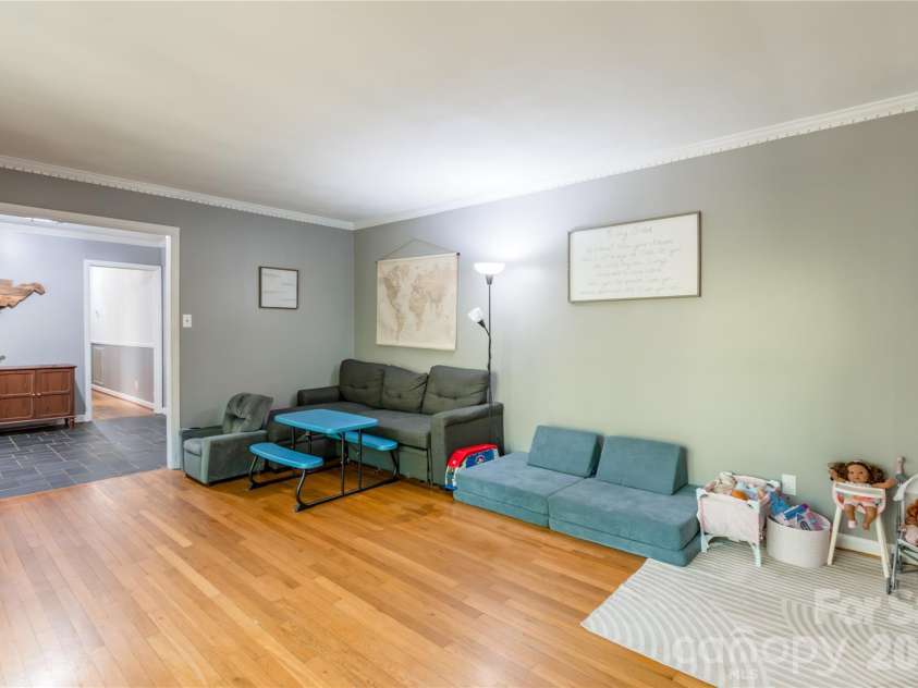 513 Mountainbrook Road, Lancaster, SC 29720.  MLS# CAR4374227, YatesRealty ID 18310. 