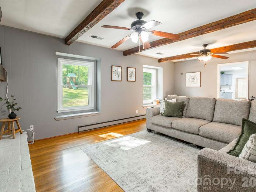 513 Mountainbrook Road, Lancaster, SC 29720.  MLS# CAR4374227, YatesRealty ID 18310. 