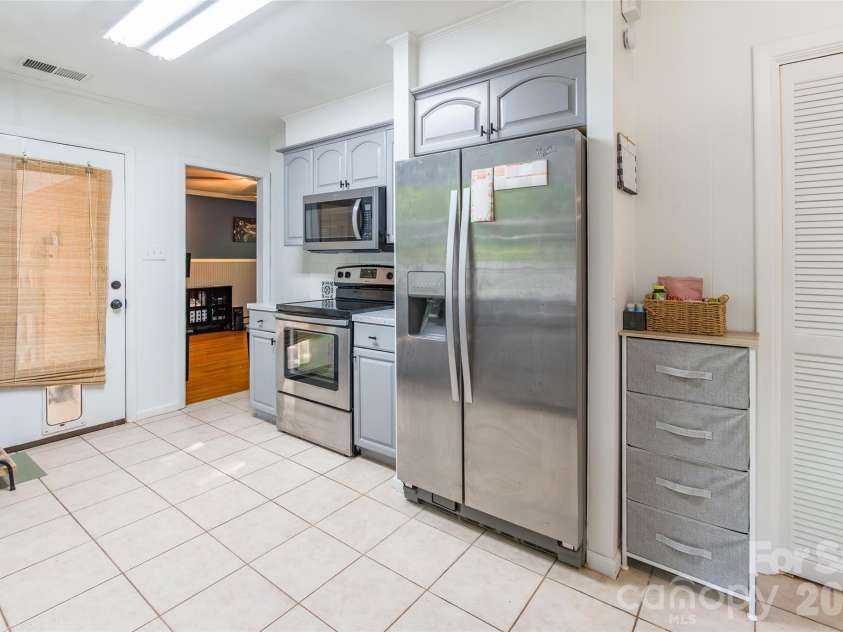 513 Mountainbrook Road, Lancaster, SC 29720.  MLS# CAR4374227, YatesRealty ID 18310. 