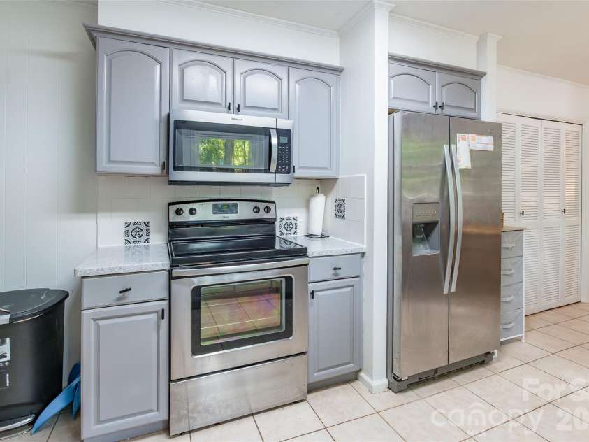 513 Mountainbrook Road, Lancaster, SC 29720.  MLS# CAR4374227, YatesRealty ID 18310. 