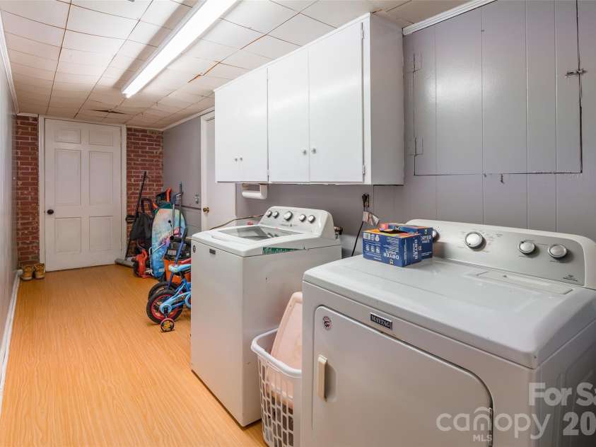 513 Mountainbrook Road, Lancaster, SC 29720.  MLS# CAR4374227, YatesRealty ID 18310. 
