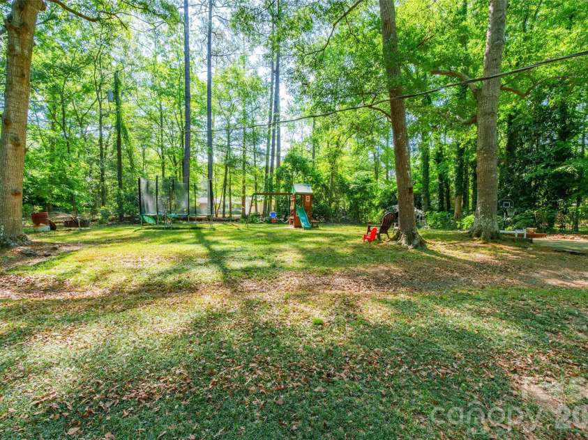 513 Mountainbrook Road, Lancaster, SC 29720.  MLS# CAR4374227, YatesRealty ID 18310. 