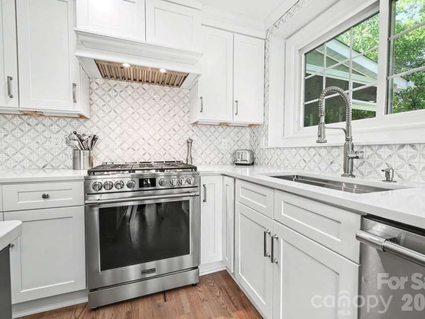 12227 Provincetowne Drive, Charlotte, NC 28277.  MLS# CAR4373650, YatesRealty ID 18312. 