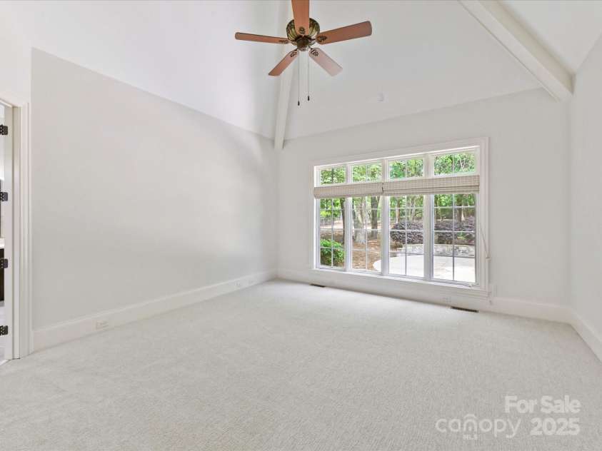 825 Hudson Place, Davidson, NC 28036.  MLS# CAR4248098, YatesRealty ID 18313. 