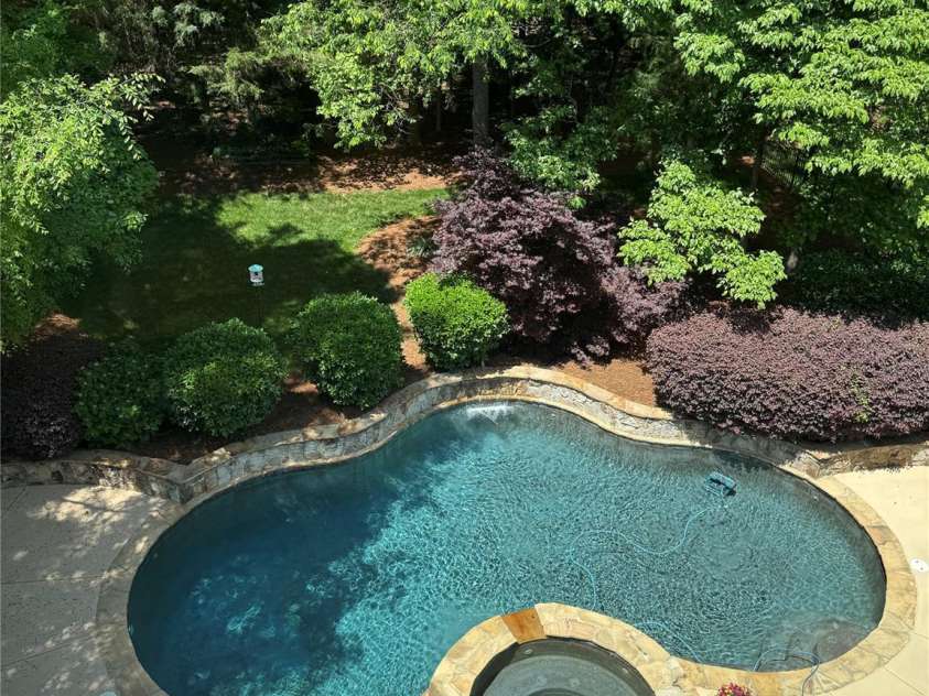 825 Hudson Place, Davidson, NC 28036.  MLS# CAR4248098, YatesRealty ID 18313. 