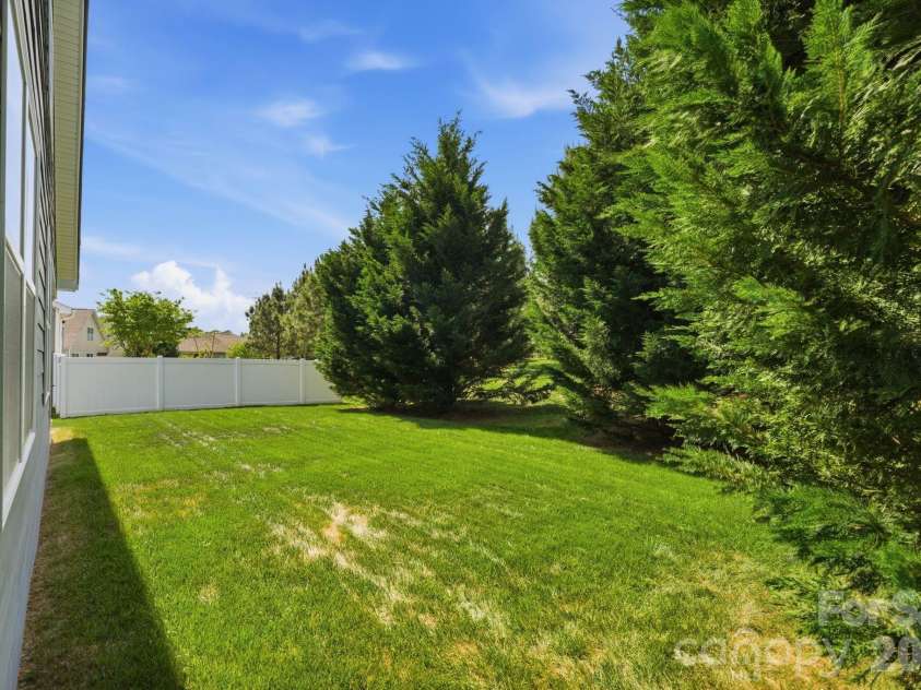 4269 Legacy Drive, Denver, NC 28037.  MLS# CAR4421374, YatesRealty ID 18314. 