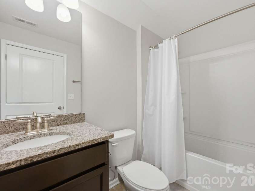 4269 Legacy Drive, Denver, NC 28037.  MLS# CAR4421374, YatesRealty ID 18314. 