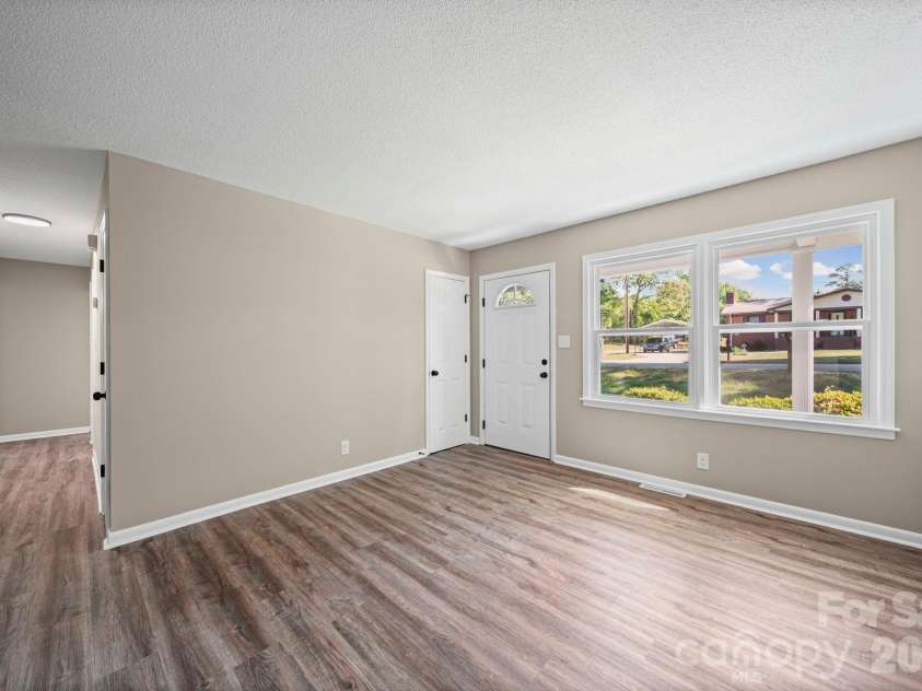 502 Geroid Street, Salisbury, NC 28144.  MLS# CAR4374014, YatesRealty ID 18315. 