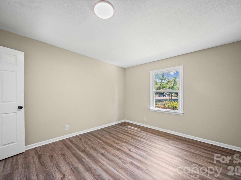 502 Geroid Street, Salisbury, NC 28144.  MLS# CAR4374014, YatesRealty ID 18315. 