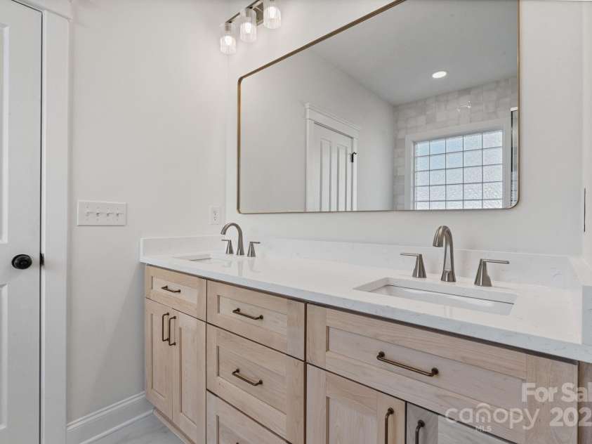 506 Academy Street, McAdenville, NC 28101.  MLS# CAR4330594, YatesRealty ID 18316. 