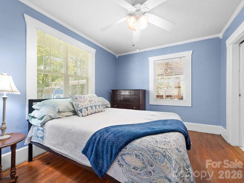 1614 Ridgewood Boulevard, Hendersonville, NC 28791.  MLS# CAR4368545, YatesRealty ID 18317. 