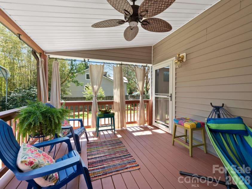 1614 Ridgewood Boulevard, Hendersonville, NC 28791.  MLS# CAR4368545, YatesRealty ID 18317. 