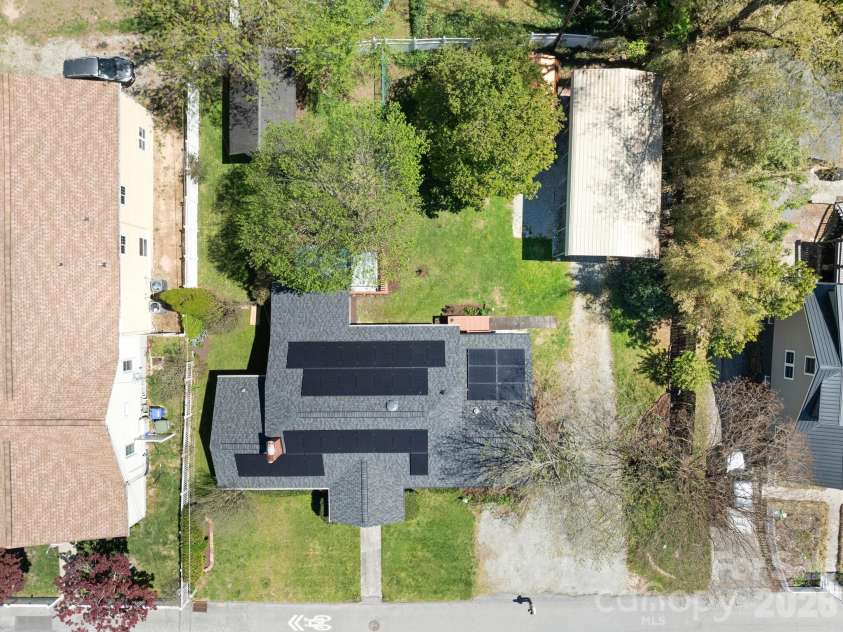 1614 Ridgewood Boulevard, Hendersonville, NC 28791.  MLS# CAR4368545, YatesRealty ID 18317. 