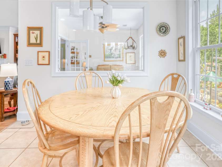 12910 Meetinghouse Drive, Cornelius, NC 28031.  MLS# CAR4266302, YatesRealty ID 18318. 