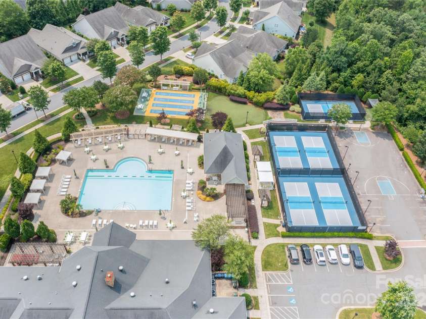 12910 Meetinghouse Drive, Cornelius, NC 28031.  MLS# CAR4266302, YatesRealty ID 18318. 