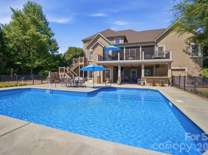 159 Riverchase Lane, Mooresville, NC 28115.  MLS# CAR4372819, YatesRealty ID 18318. 