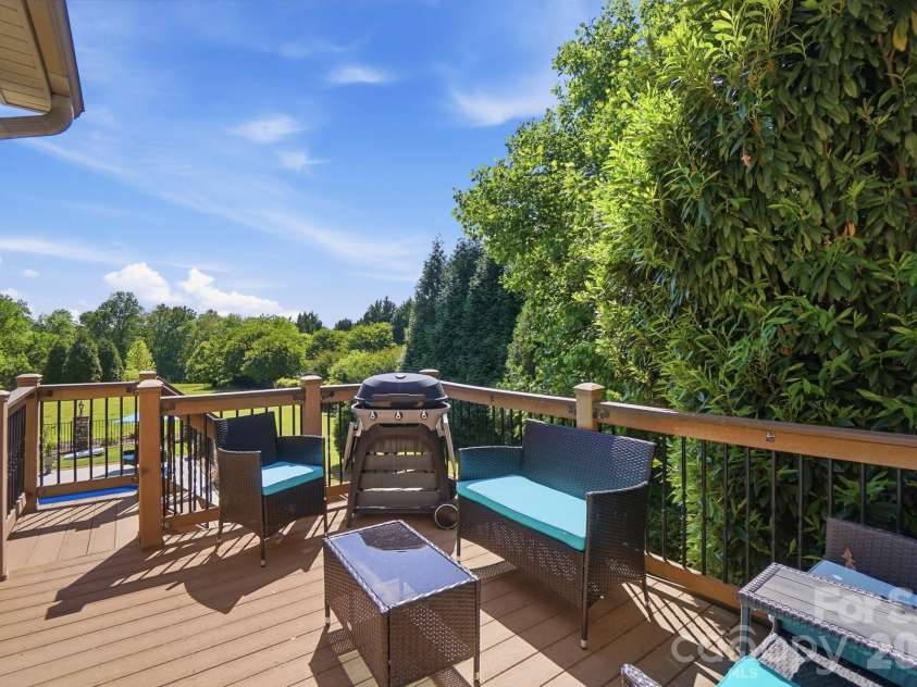159 Riverchase Lane, Mooresville, NC 28115.  MLS# CAR4372819, YatesRealty ID 18318. 