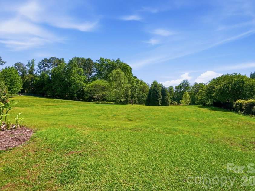 159 Riverchase Lane, Mooresville, NC 28115.  MLS# CAR4372819, YatesRealty ID 18318. 