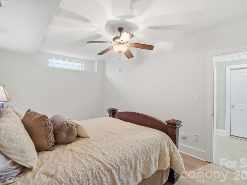 159 Riverchase Lane, Mooresville, NC 28115.  MLS# CAR4372819, YatesRealty ID 18318. LOWER LEVEL BED
