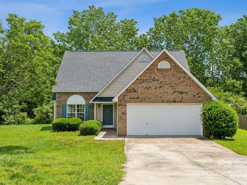 3038 Twin Peaks Court, Monroe, NC 28110.  MLS# CAR4251665, YatesRealty ID 18319. 