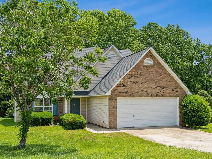 3038 Twin Peaks Court, Monroe, NC 28110.  MLS# CAR4251665, YatesRealty ID 18319. 