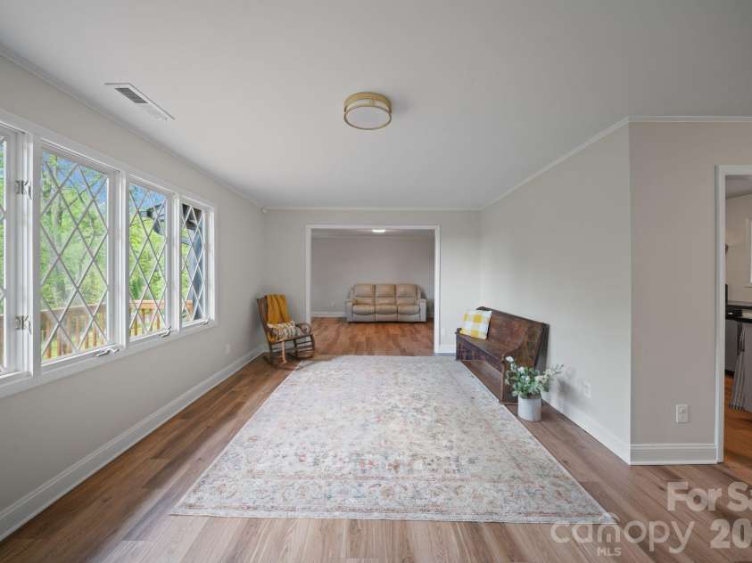 70 Melton Road, Candler, NC 28715.  MLS# CAR4369605, YatesRealty ID 18319. 
