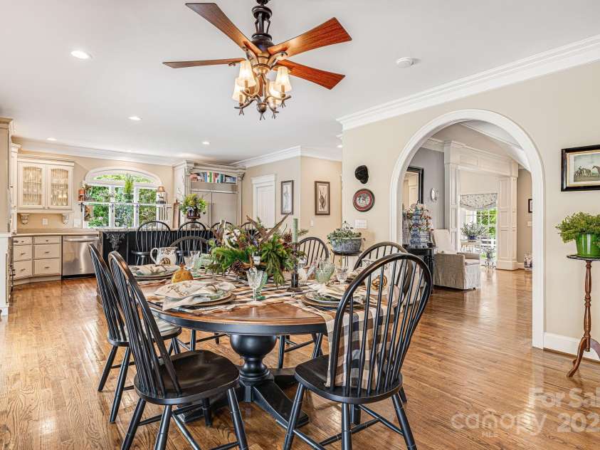 56 Fair Oaks Estate, Fletcher, NC 28732.  MLS# CAR4277078, YatesRealty ID 18320. 