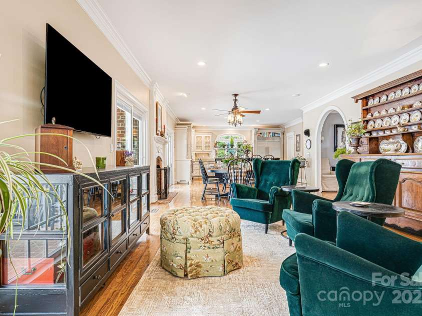 56 Fair Oaks Estate, Fletcher, NC 28732.  MLS# CAR4277078, YatesRealty ID 18320. 